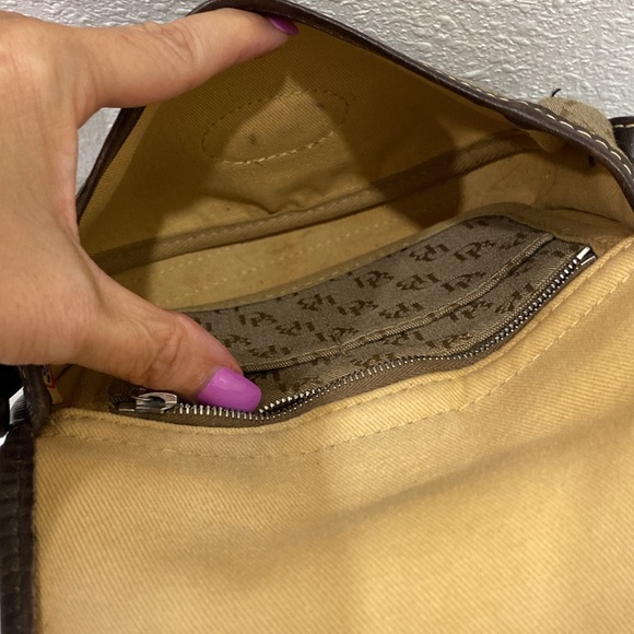 Authentic Dooney & Bourke Singnature Jacquard Monogram Crossbody Purse / Handbag - Picture 10 of 17